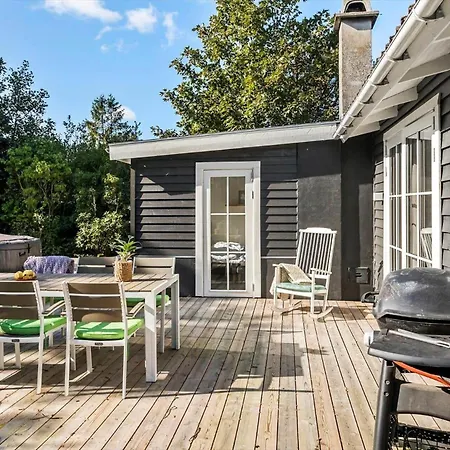 M348-vaeggerlose-gogeurtvej-11 Bøtø By